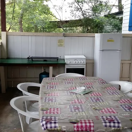 Camping U Moru 3*